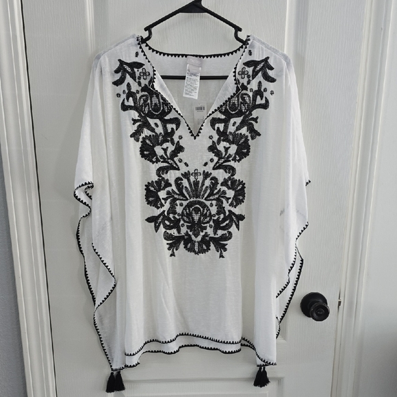 Chico's Tops - Chico's Black and White Embroidered Knit Poncho